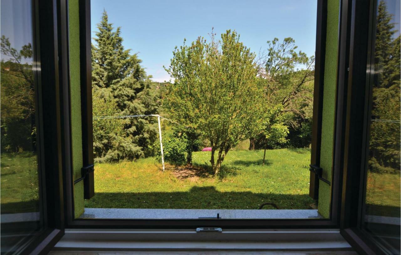 2 Bedroom Awesome Apartment In Portorož Kültér fotó